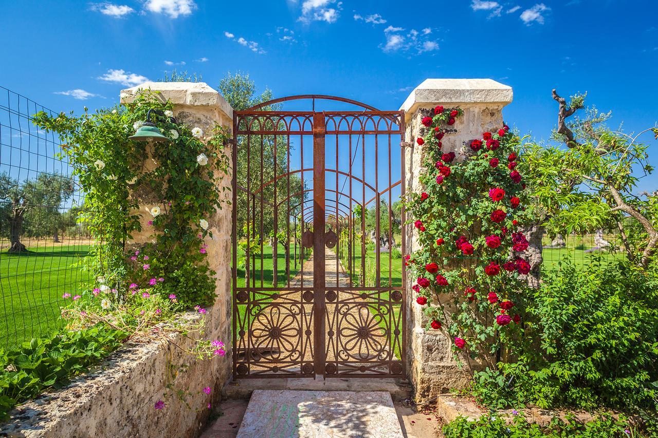 Agriturismo Li Calizzi Arte E Natura Novoli Екстер'єр фото