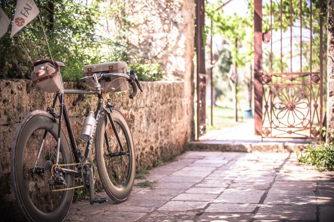 Agriturismo Li Calizzi Arte E Natura Novoli Екстер'єр фото