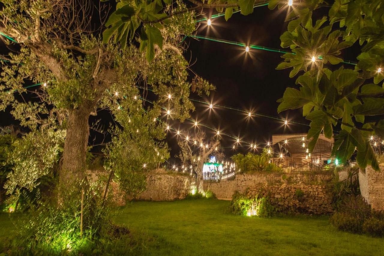 Agriturismo Li Calizzi Arte E Natura Novoli Екстер'єр фото